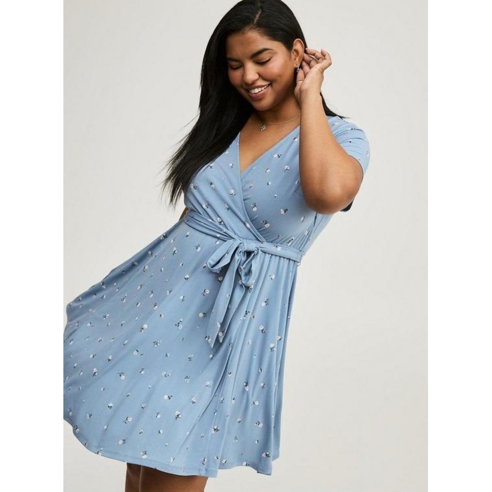 Torrid Blue Floral Wrap Surplice Romper Mini Dress Plus Size 5 5X 40465017